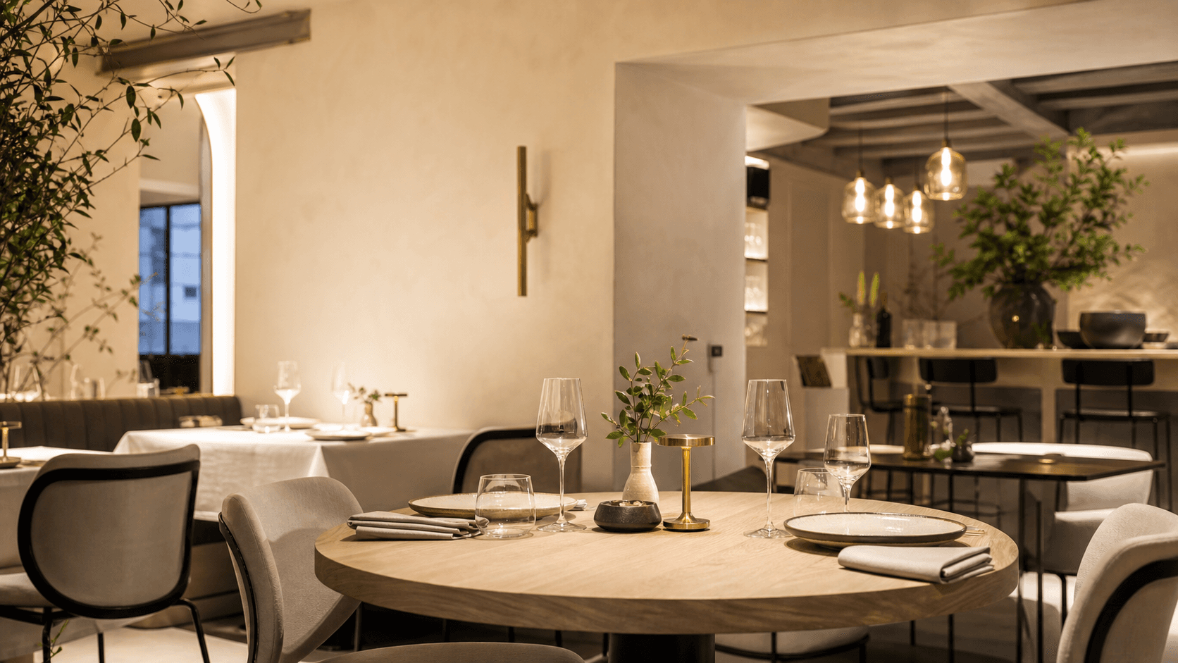 Warm contemporary FutureResto dining room